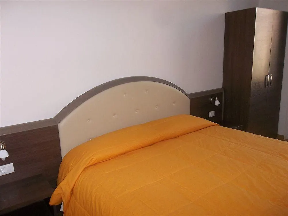 Hotel Amalfi Milan